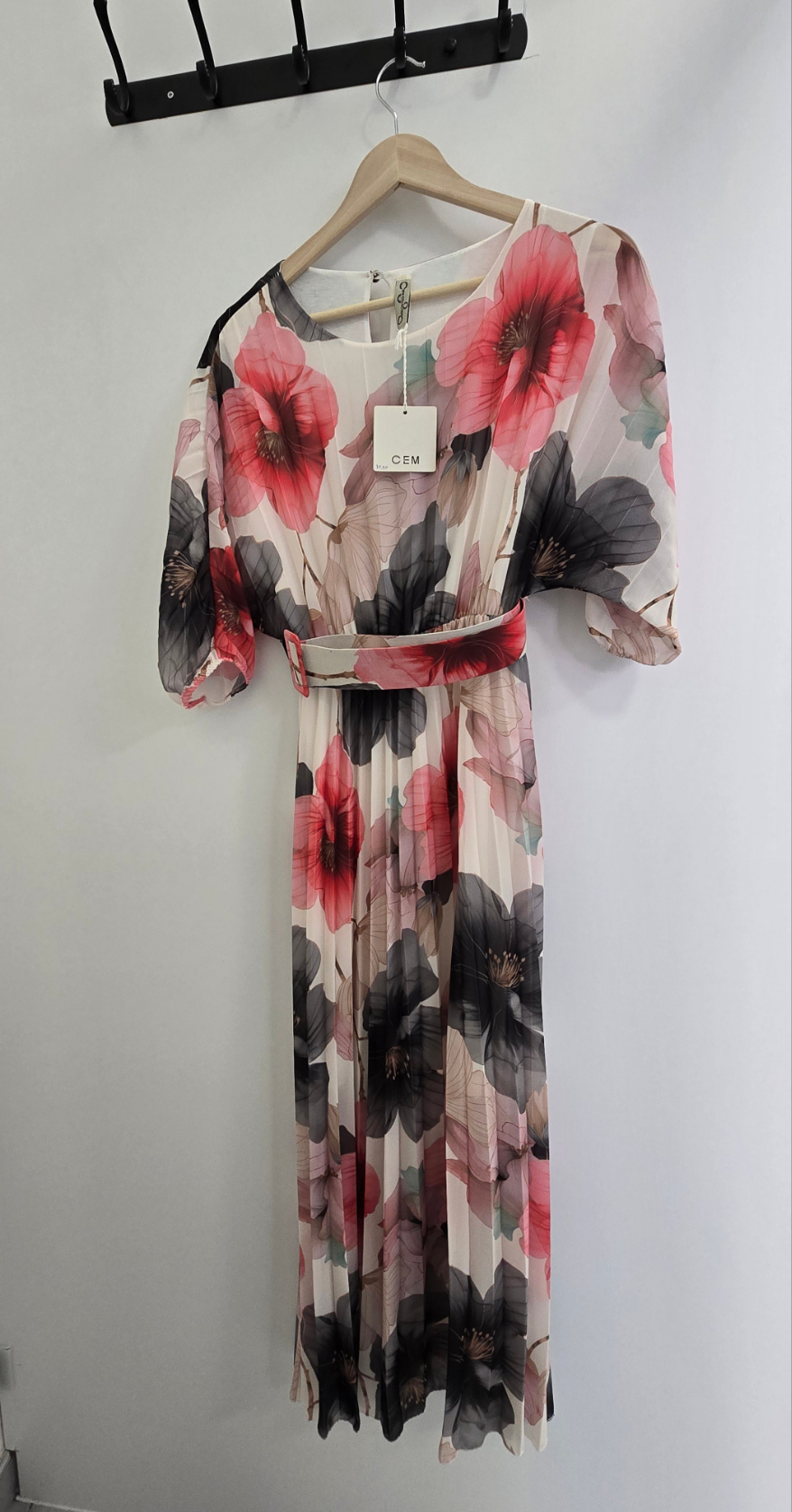 Floral Pleated Maxi Dress
